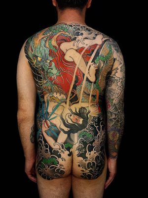 Stu Pagdin will be creating a piece for The Tattoo Fan Club produced by Stef Bastian #TheTattooFanClub #StefBastian #tattooart #Japanesefan #charityfundraiser #StuPagin #japanese #dragon #lady #waves #bodysuit