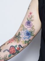 #flowertattoo #꽃타투 #칼라타투 #장미타투 #감성타투 #타투 #floraltattoo #colotattoo #inked #colourtattoo #rosetattoo #koreatattoo #tattooartist #tattooing 