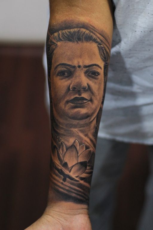 Flash tattoo