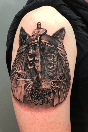 Tattoo by The raven and the wolves 