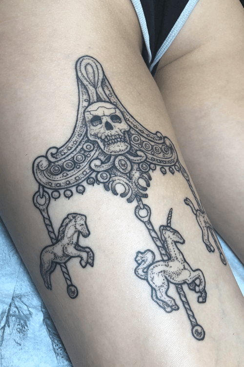 A carousel we couned the Fench death ride haha done today on Madi... #blackwork