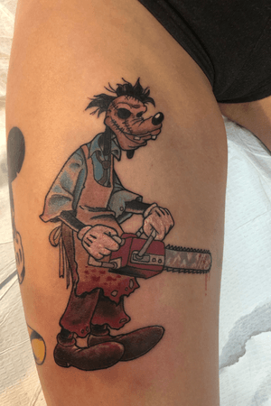 Texas Chainsaw Massacre Goofy!!! Part of a horror disney leg sleeve