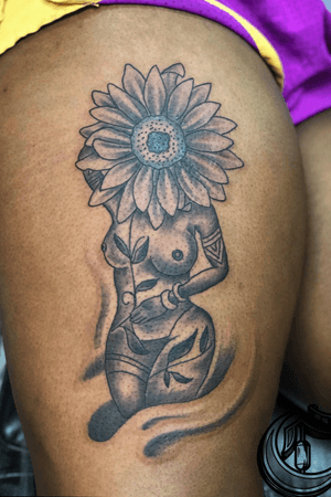 Sunflower Lady Tattoo 