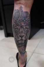 Brutal and beautiful Incredible leg piece by Antonio Bianco #blackandgreytattoo #blackandgreyrealism #lion #liontattoos #legtattoo #londontattoos #londontattooartist #tattoolondon #cattattoo