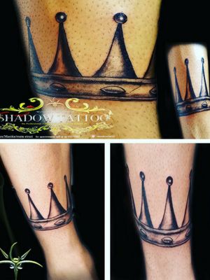Crown custom tattoo designs 