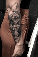 Angel coverup #toronto #torontotattoo #angel #angeltattoo #blackandgray #blackandgrey #realism #tattoo #tattoos