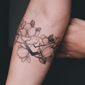 Arm band tattoo by Vlada Shevchenko #VladaShevchenko #armband #armbandtattoo #band #bracelet #arm #flower #floral #linework #blackandgrey #linework #bands