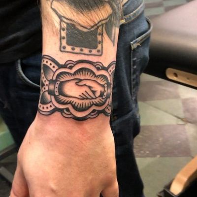 Arm band tattoo by Paul Dobleman #PaulDobleman #armband #armbandtattoo #band #bracelet #bands #traditional #blackwork #hands #handshake #pattern #arm