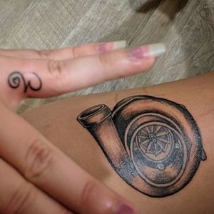 Turbo and wedding ring initial 