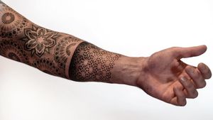Arm band tattoo by Dillon Forte #DillonForte #armband #armbandtattoo #band #bracelet #bands #arm #sleeve #sacredgeometry #geometric #dotwork #mandala