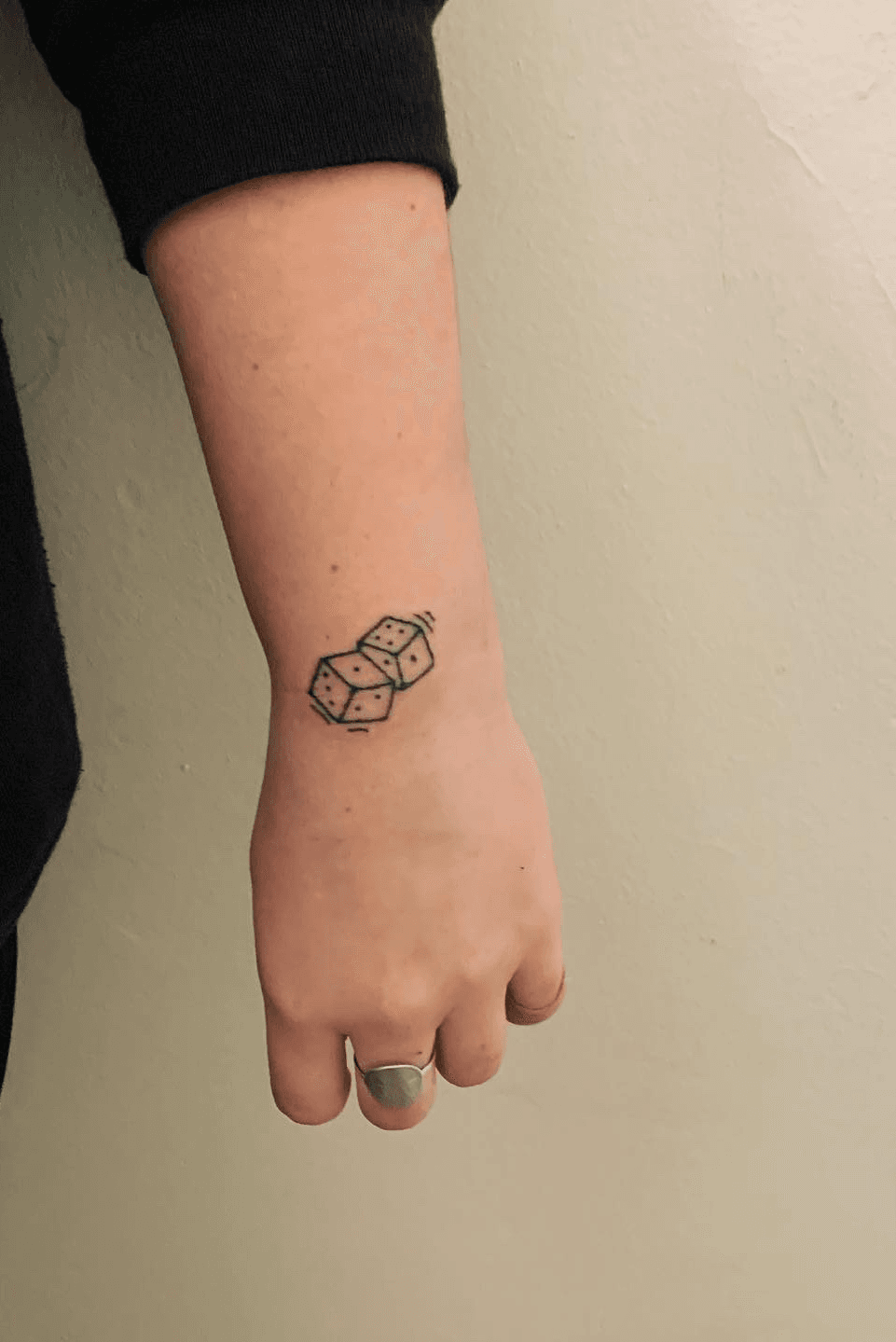 30 Dice Tattoos Best Drawings and Meaning of Dice  100 Tattoos