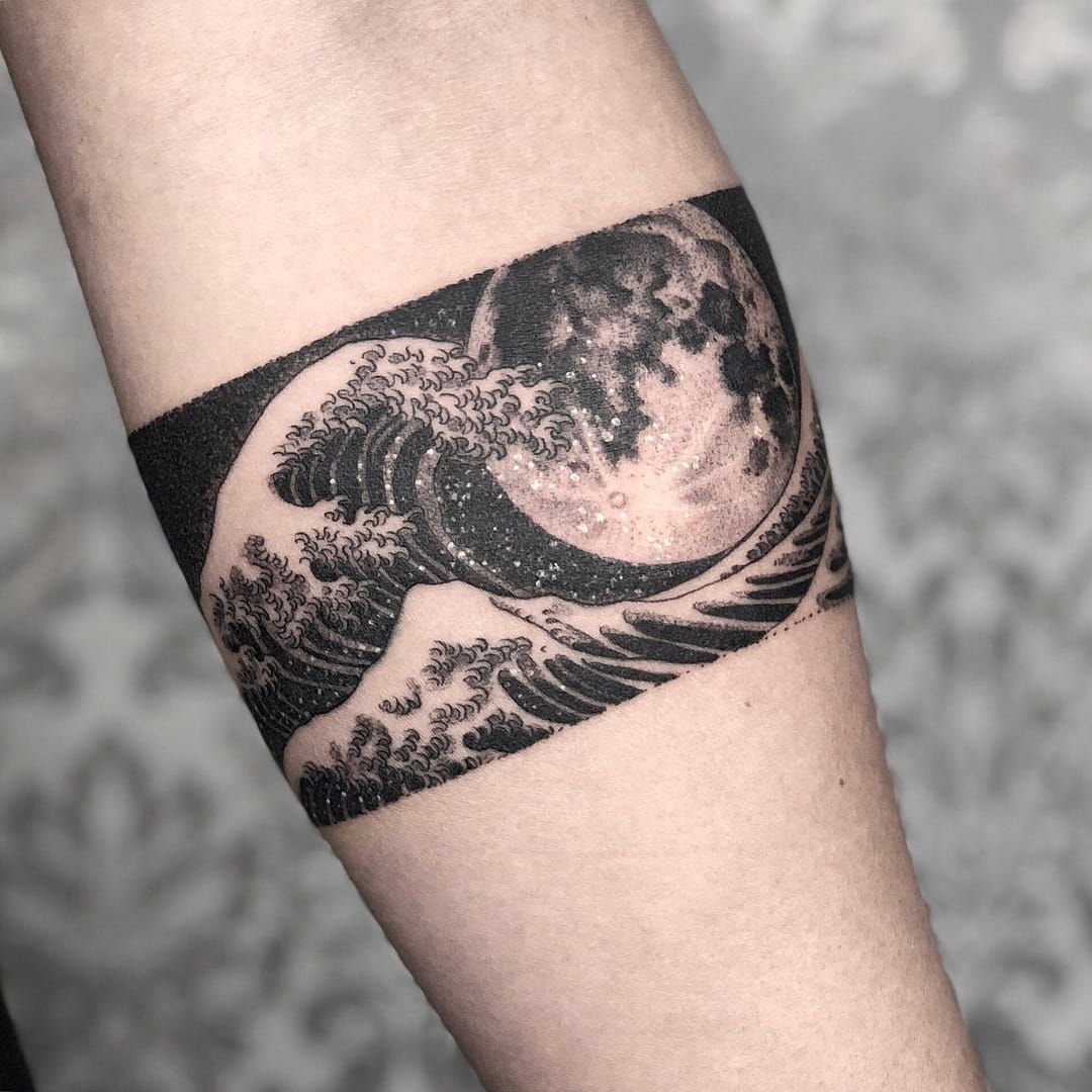 Tattoo uploaded by Tattoodo • Arm band tattoo by Arang Eleven #ArangEleven # armband #armbandtattoo #band #bracelet #bands #arm #wave #greatwave #moon  #blackandgrey #Japanese • Tattoodo