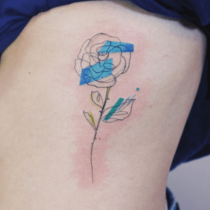 Blue Rose #souloutink#tattoodesign#bluerose#colortattoo#taiwantattoo#geometrictattoo 
