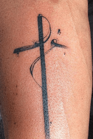 Tatuagem no estilo fine line delicado 