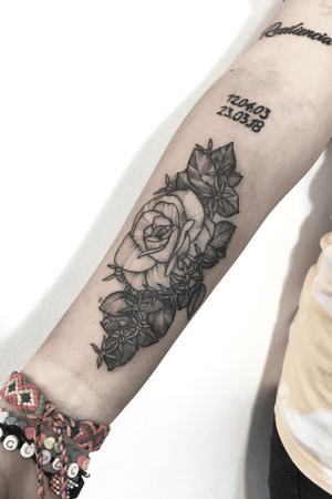 Rose tattoo, blackwork.   #tattoo #rose #dotwork #roses #flower
