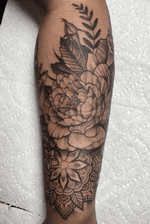 Love to do this style. Booking for septamber and october now. #dotwork #mandala #geometric #peonies #flowertattoo #bng #blackwork 