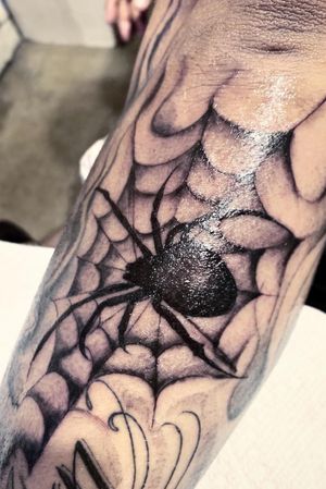 Tattoo uploaded by sergtatts • Spider creeping 💉💉💉 • Tattoodo