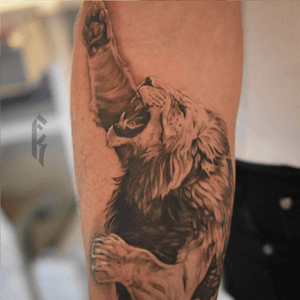 Closer view #crippaz1 #förortskonst #lion #ink #tattoo