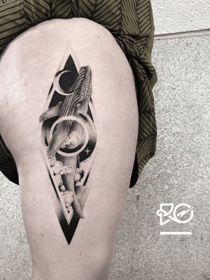 By RO. Robert Pavez • Beyond the black moon 🖤 • Done in studio Bläcktatuering • 🇸🇪 2019 #engraving #dotwork #etching #dot #linework #geometric #ro #blackwork #blackworktattoo #blackandgrey #black #tattoo #fineline