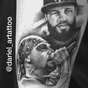 Duo de rap cubano llamado “Los aldeano” tattoo el la pierna black and gray 7h de trabajo 
