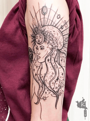 By Kirstie Trew • KTREW Tattoo • Birmingham, UK 🇬🇧 #spacetattoo #tattoo #moontattoo #starstattoo #fineline #birminghamuk #spacetheme