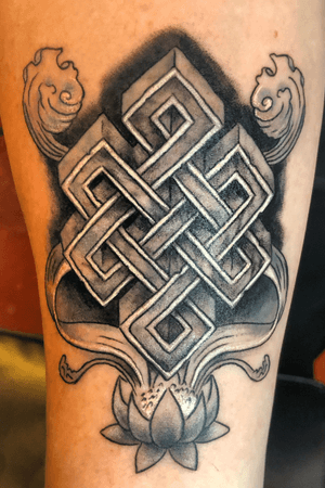 Endless knot of Karma by Shaun Dubin of Idle Hands Tattoo New Orleans, LA
