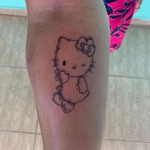 Hello Kitty#Delicadatattoo #Delicadatattoo #goiania #tattooart #tattooartist  