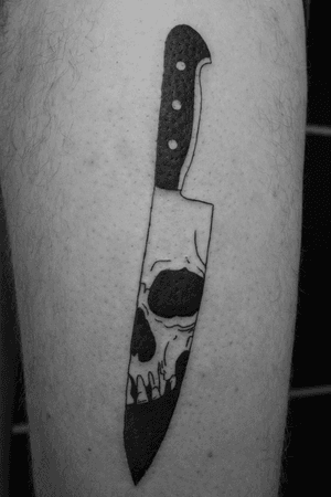 chef knife with skull