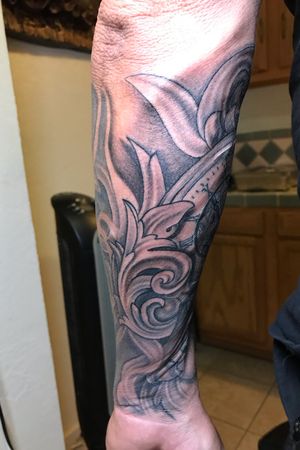 Clock and skull sleeve 5