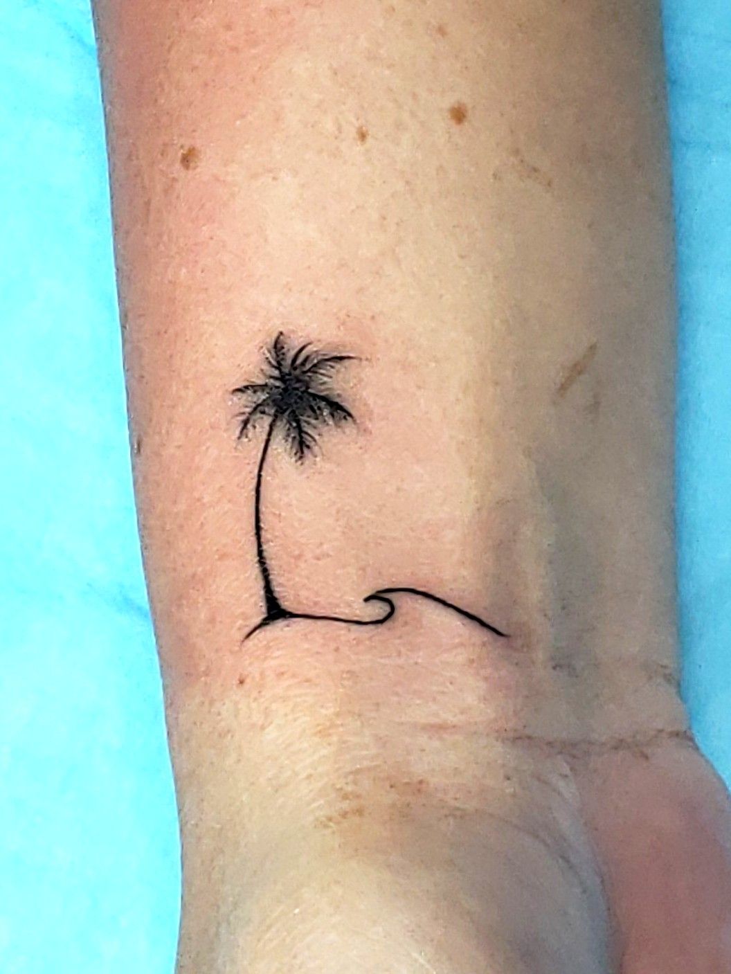 Discover 78 small palm tree tattoo outline best  thtantai2