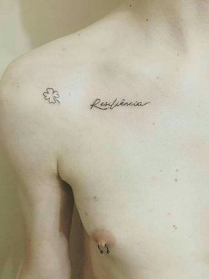 Resiliência e trevo de quatro folhas - #tattoodelicada #tattoo 
