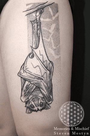 Dotwork sketchy bat. Designed and tattooed by Steven Mostyn.