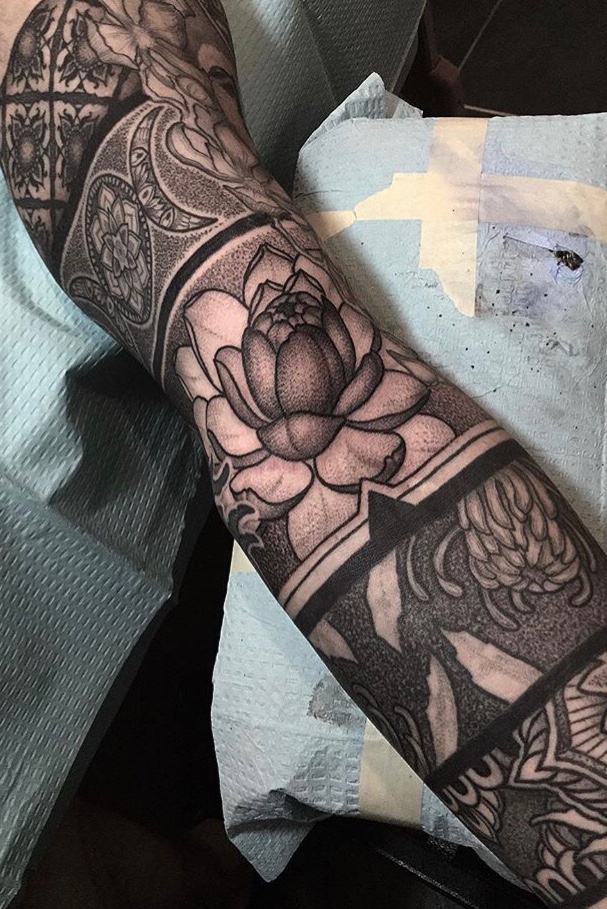 Dotwork tattoo philadelphia