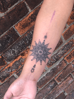 Henna style mandala fineline singlee needle ornamental stippling
