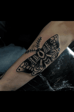 Tattoodo // generation Natural // Unalome.Tattoo IG // @Gen.natural // @Unalome.tattoo FB // Gen.natural // Unalome Tattoo #blackinkart #dotstolines #dailydotwork #tattooart #ornamentaltattoo #ornamental #blacktattooing #blackwork #dotwork #dotworkers #blackworkers #dotworksubmission #blackworksubmission #queerartist #queertattooer #instatattoo #blxckink #darkart #geometrip #blackworkartists #flash #tattooflash #igdaily #natural #floral #bodyart #ipadpro #graphicdesign #aspiringtattooartist #femalwtattooartist #geometrip