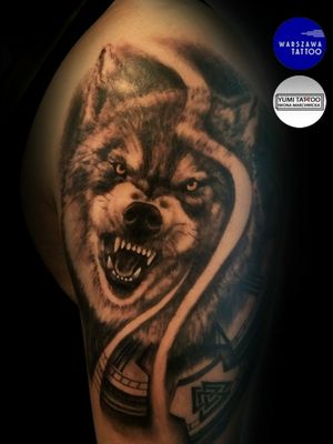 Angry wolf with vintage clock #wolf #wolftattoo #angrywolf #realism #realistic #realistictattoo #blackandgreytattoo #blackandgrey #blacktattoo #animaltattoo #animal #wildwolf #nature #naturetattoo #warszawatattoo #polandtattoos #warsawtattoo #warsaw #tattoowarsaw #yumi #yumitattoo #yumi_iwona #Poland 