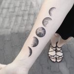 Moon tattoo #moon #smalltattoos #blacktattoo #girlytattoos