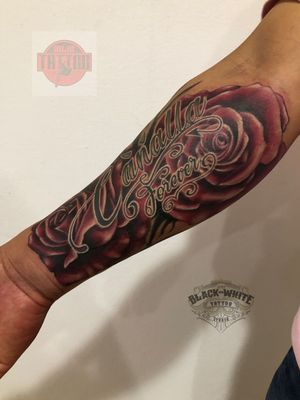 🌼🌼Arreglo de tatuaje realizado por Ángel Mello 
