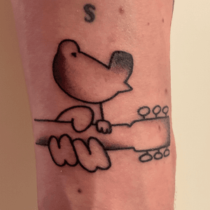 Woodstock 1969. Done by Fabienne Demmer at Lucky Charm Tattoo, Nijkerk, Netherlands at September 10, 2019.