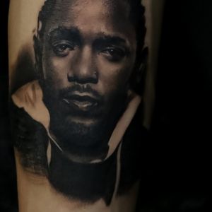 黑灰写实肖像 Black&Gray/Realism Kendrick Lamar