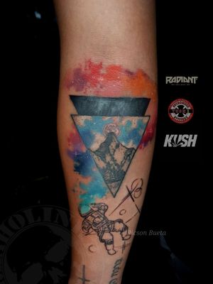 WORKAHOLINKS TATTOOUnit 6 Anonas Complex Anonas Rd. Q. C.For inquiries pm or txt to 09173580265.Astro high. Addon watercolor and astronaut to the previous tattoo.Supplies from #tattoosupershop #metallicagun.Thanks to #kushsmokewear.Inks from#RadiantColorsInk#RADIANTCOLORSINK#RadiantColorsCrew#MyFavoriteWhite#tattooartmagazine #tattoomagazine #inkmaster #inkmag #inkmagazine#HelloDarknessMyOldFriend #RadiantRealBlack #MyFavoriteBlack#originaldesign #tattooartistinqc #tattooartistinmanila #tattooshopinquezoncity #tattooshopinqc #tattooshopinmanila #spektraxion #fkirons #xion#tattooartist.com #thebesttattooartist #tattoosGood afternoon. 