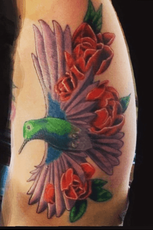 Custom realistic hummingbird