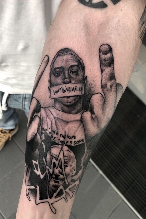 Flash tattoo