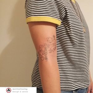 #tattoo #ink #minimal #art #design #black #blackandwhite #red #arrow #triangletattoo #minimalisttattoo #minimalism #circle #fun #visualart #visual #tattooistanbul #tattoos #geometric #geometrictattoo #inked #triangular #drawing #sketch #mirror #funny #today #geometrictalk #inked