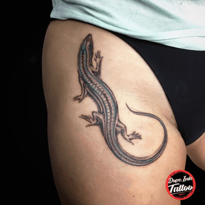 #lizard #lizardtattoo #tattooart #tattooartist #blackandgrey #inkedgirl #czechtattoo