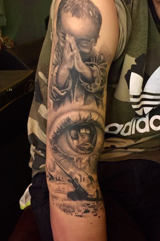 Flash tattoo