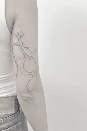❤️ XInfo:📞0586/1753076📩gianlucarondina@hotmail.it#ink #inkedgirls #tattoolife #tattooed #inked #handtattoo #inkwell #tattoist #inkedlife #tattoos #tats #inklife #tattooedgirls #inkstagram #bodyart #instatattoo #minimal #instaart #tattooart #tat #tattoo #inktober #tattooartist #instatag #tatts #inkedup #minimalism #inkedgirl #inkaddict #friends