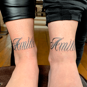 #Tattoo #Tattoos #Ink #Inkedup #Lettering #Letteringtattoo #Script #Amitie #Legtattoo 