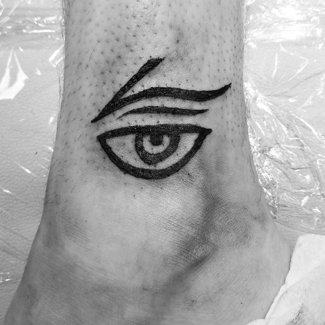 A fun take on Count Olafs classic ankle eye tattoo from A Series of  Unfortunate Events   My tattoo booking form for August will be   Instagram