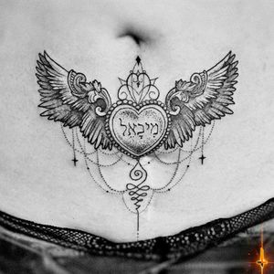Nº768 #tattoo #tattooed #ink #inked #girlswittattoos #scar #scarcoverup #coveruptattoo #wings #heart #unalome #unalometattoo #ezcartridge #dynamiccolor #hawkpen #bylazlodasilva Not my design